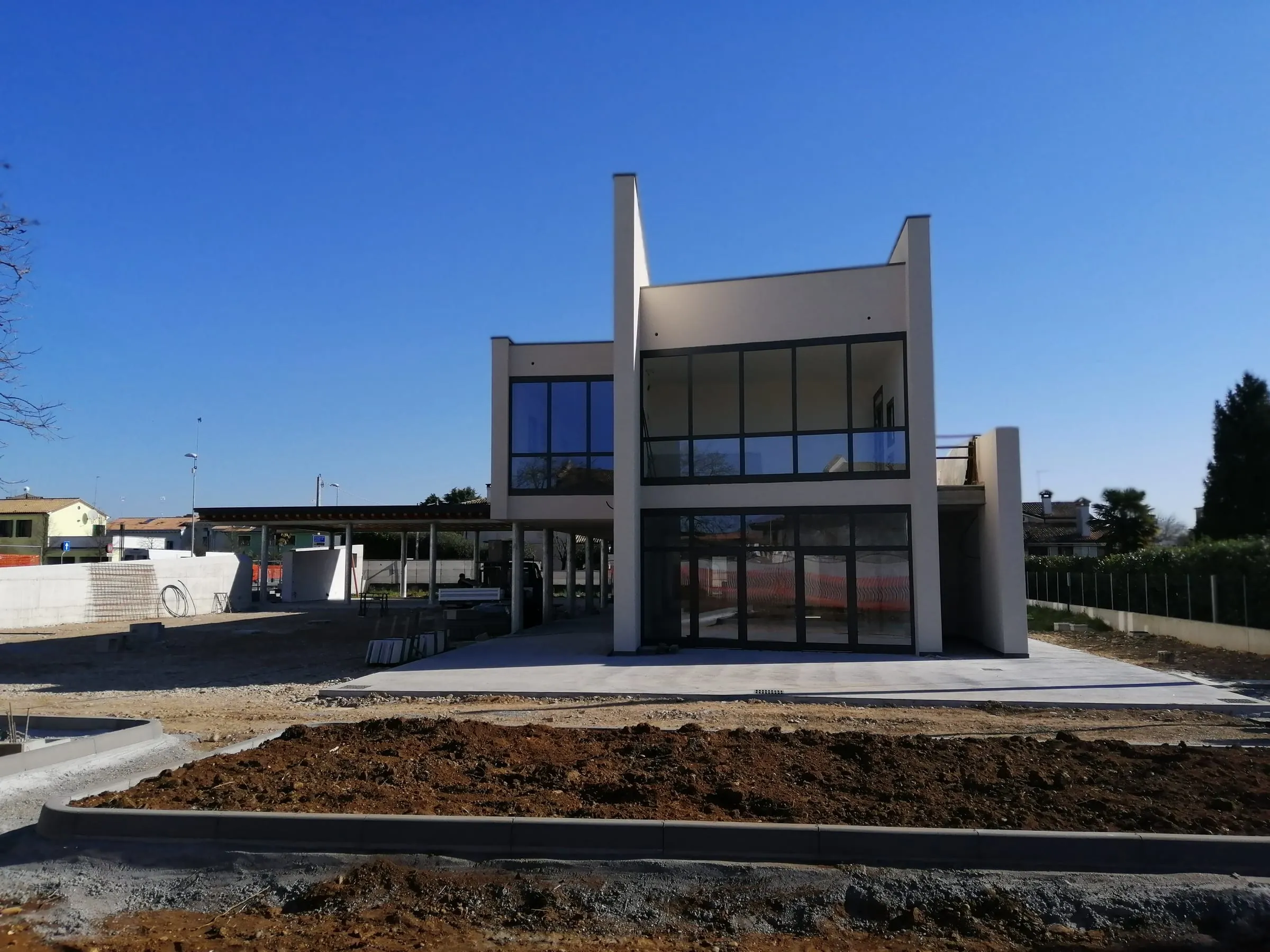 Oratorio di Caselle, nuovo edificio a due piani